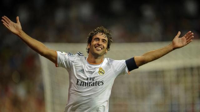 Real Madrid Bidik Raul Gonzalez Gantikan Zidane