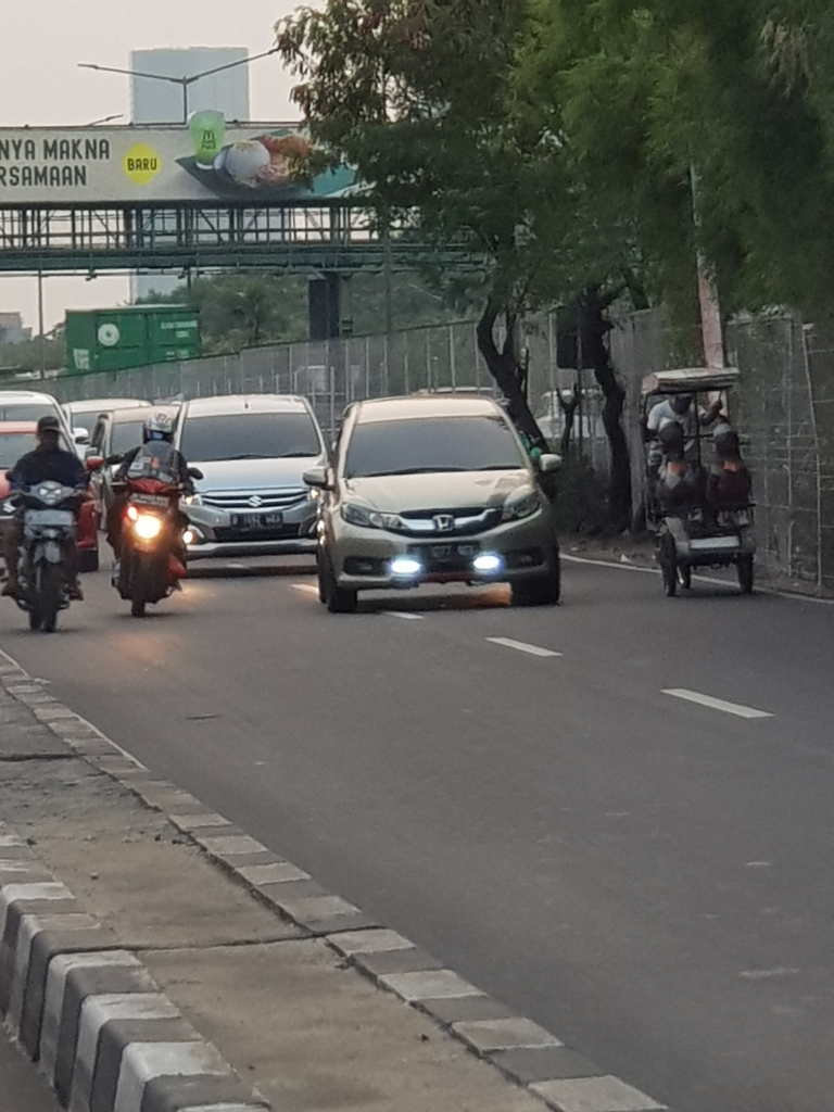 Orang2 Dengan Sim Tembak