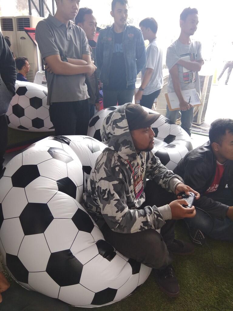 &#91;Field Report&#93; I Got Game ! PES 2018 Competition #RegionalYogyakarta