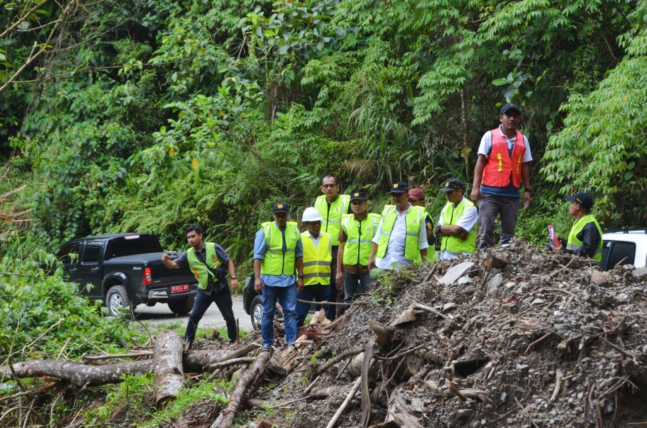 PUPR Tangani 23 Titik Longsor Jalan Nasional Pulau Seram