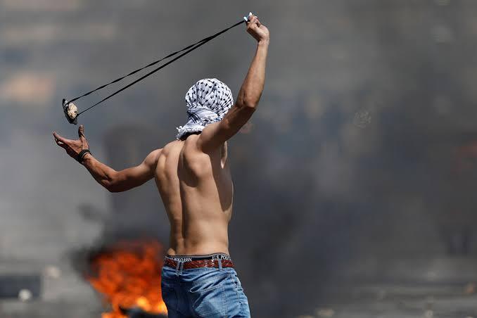 Israel dan Gaza Bertempur Setelah Paramedis Palestina Tewas Ditembak