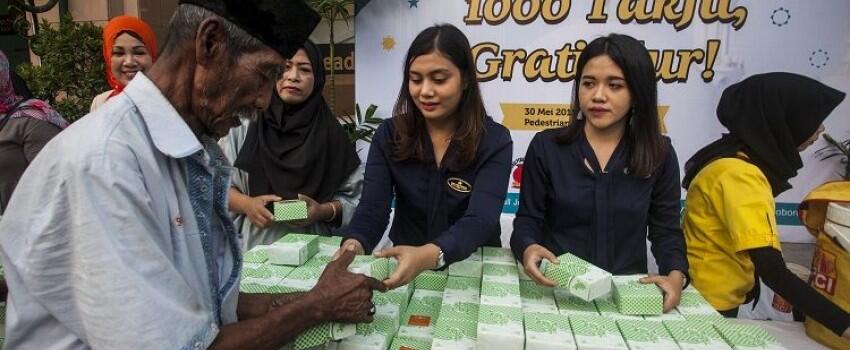 Sejarah Peci, Soekarno Orang RI Pertama yang Memadukannya dengan Jas