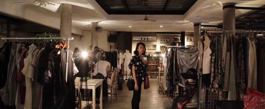 13 Potret Buro Bars & Garden, Serunya Nongkrong di Kebun Fancy
