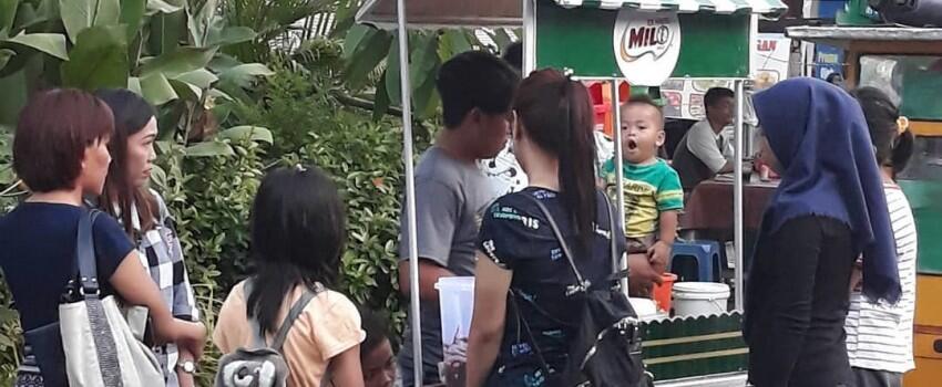 7 Filosofi Hidup yang Bisa Diambil dari Penjual Es Kepal Milo