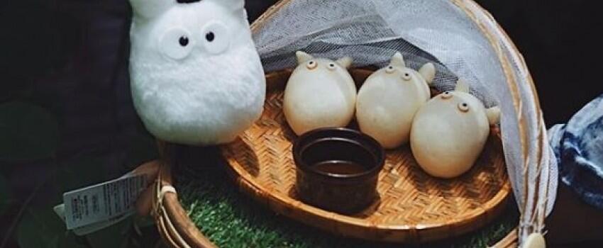 12 Potret Unik Resto Serba Totoro, Destinasi Wajib Fans Studio Ghibli!
