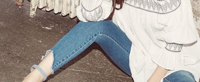 10 Ide Mix and Match Jeans ala Bae Suzy untuk Tampil Simpel