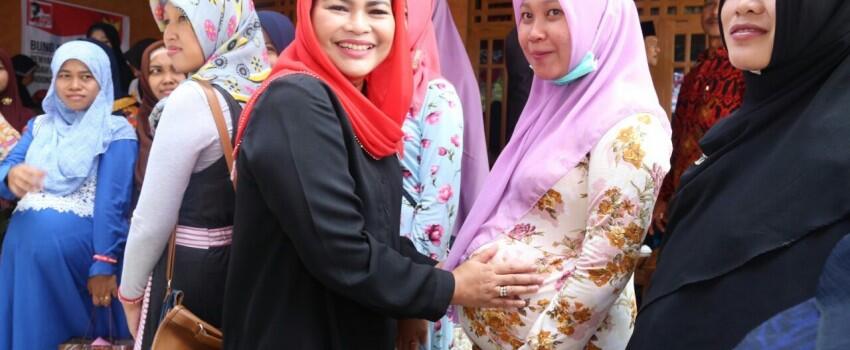 Temui Ibu Hamil dan Lansia, Puti Sosialisasi "Nutrisi Makmur"