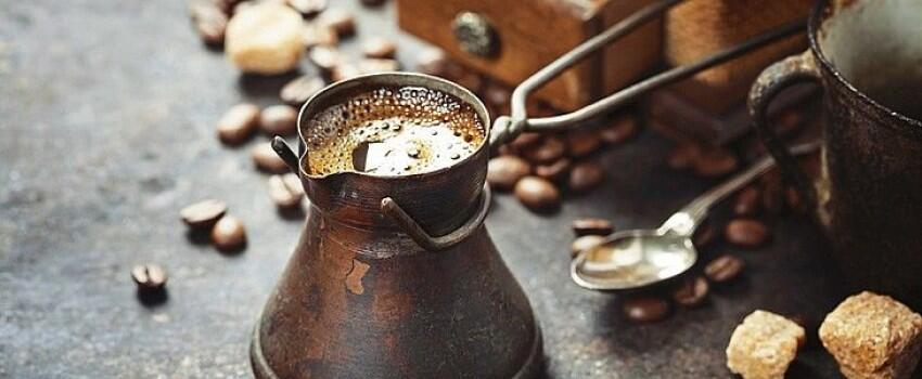 3 Waktu Paling Tepat untuk Minum Kopi Saat Bulan Puasa, Perut Nyaman!