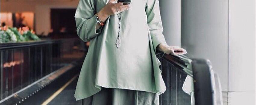 10 Inspirasi Style Hijab Kece untuk Ibu Hamil ala Zee Zee Shahab