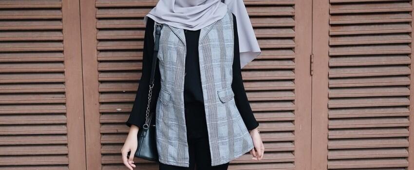 10 Style ala Selebgram Sari Endah Pratiwi, Bisa Ditiru Buat Ngampus