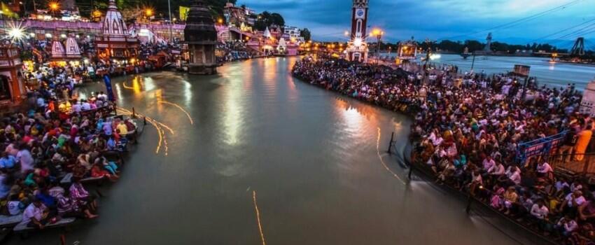 Unik, 5 Kegiatan yang Cuma Bisa Ditemui di Kawasan Sungai Gangga India