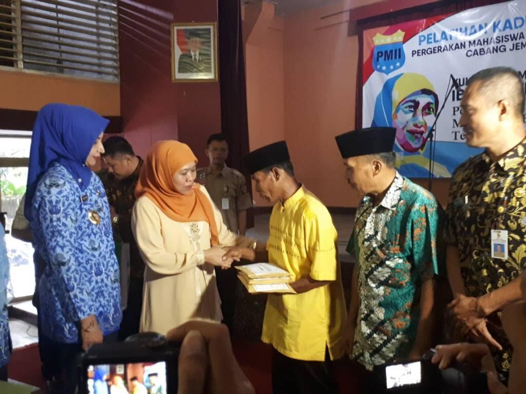 Khofifah Harap Kampus Bangun Penguatan Nasionalisme Mahasiswa
