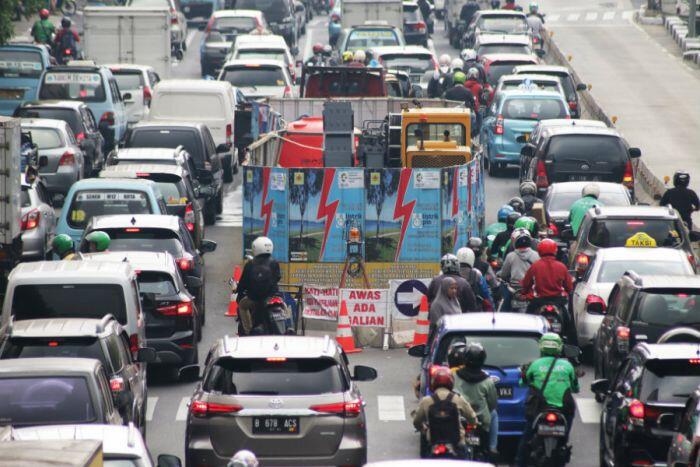 Sama macetnya, beda kualitas udaranya