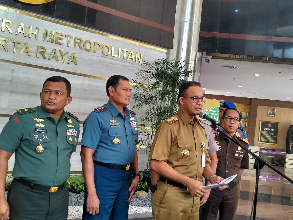 Gubernur Anies Bahas Persiapan Idulfitri dengan Kapolri