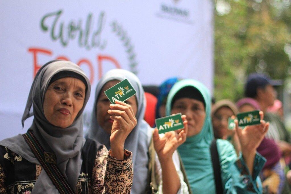 Tanpa Perlu Keluar, Sekarang Kamu Bisa Membayar Zakat Lewat Online Lho