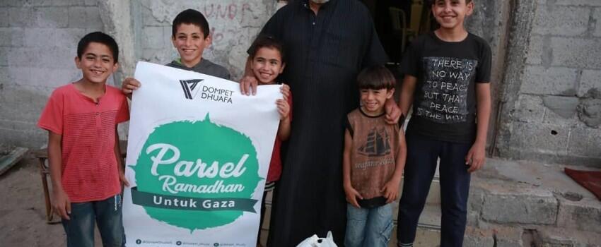 Tanpa Perlu Keluar, Sekarang Kamu Bisa Membayar Zakat Lewat Online Lho