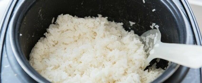 5 Makanan Lezat yang Bisa Kamu Bikin Cuma Pakai Rice Cooker