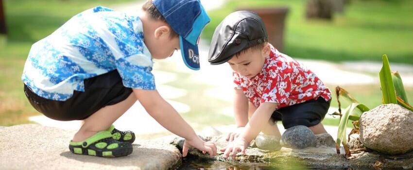 Perhatikan 10 Sikap Ini Saat Kamu Mengunjungi Bayi yang Baru Lahir