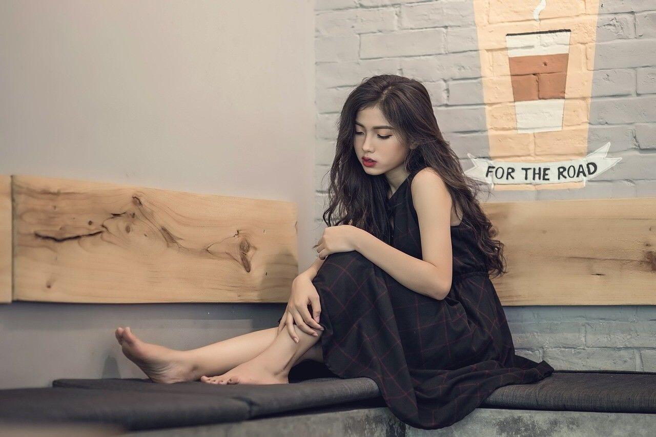 Meski Remeh, Nyatanya 5 Hal Ini Selalu Membuat Cewek Galau Berhari-hari
