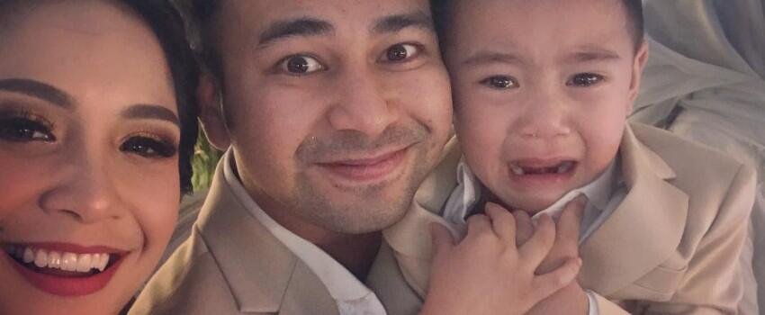Makin Kompak, 10 Selfie Raffi, Gigi, Rafathar yang Bikin Super Gemas