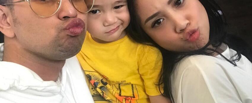 Makin Kompak, 10 Selfie Raffi, Gigi, Rafathar yang Bikin Super Gemas