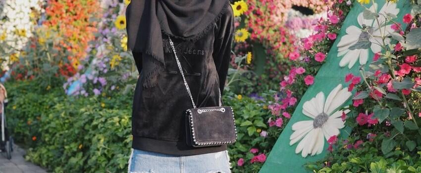 Patut Dicontoh, 10 Outfit Keren ala Selebgram Safina Darin Al-athrus