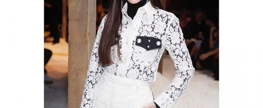 10 Potret Kece Idola KPop di Acara Fashion, Berkelas Banget!