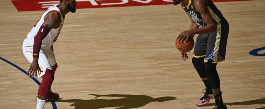 Rekor Baru Curry, Bawa Kemenangan Bagi Golden State Warriors