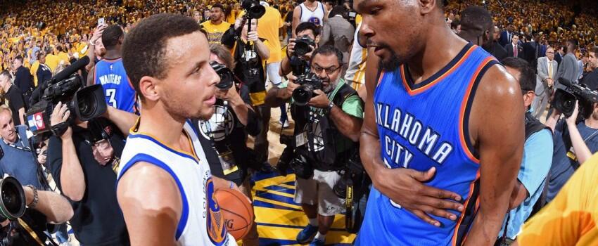 Rekor Baru Curry, Bawa Kemenangan Bagi Golden State Warriors