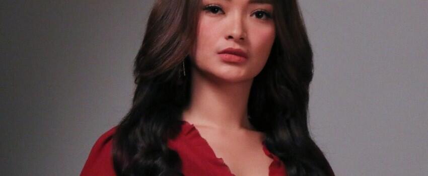 Sering Dibilang Mirip, 10 Beda Gaya Siti Badriah dan Zaskia Gotik