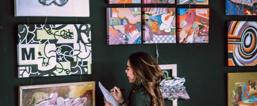 Kumpul Seru Seniman Grafiti di Artotel Surabaya, Ngabuburit Jadi Asyik