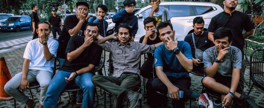 Kumpul Seru Seniman Grafiti di Artotel Surabaya, Ngabuburit Jadi Asyik