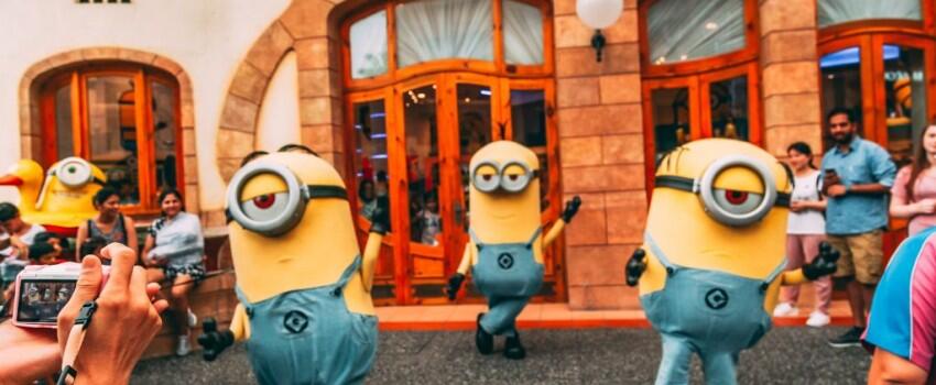 9 Potret Petualangan di Universal Studio Singapura, Seru Abis!