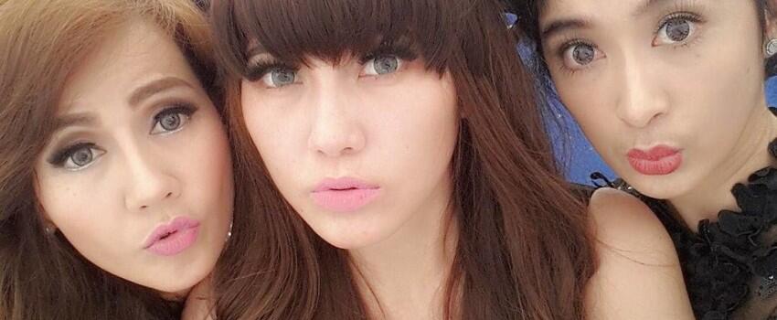 Dalam 9 Foto Lawas Ini Via Vallen Sepintas Mirip Ayu Ting Ting deh
