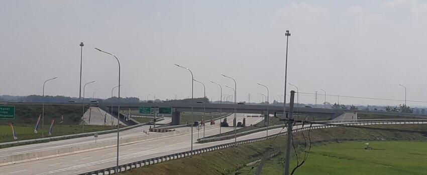 Begini Serunya Mencicipi Tol Ngawi-Surabaya