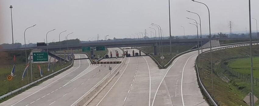 Begini Serunya Mencicipi Tol Ngawi-Surabaya