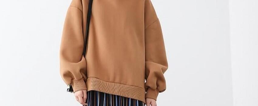 10 Mix and Match Turtleneck Ala Cewek Korea, dari Kasual Hingga Formal