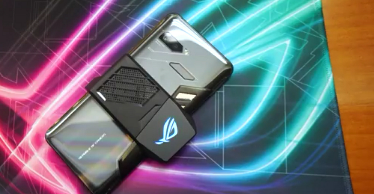 Review Lengkap Asus ROG Phone, Punya Pendingin Dan Aksesoris Canggih ?