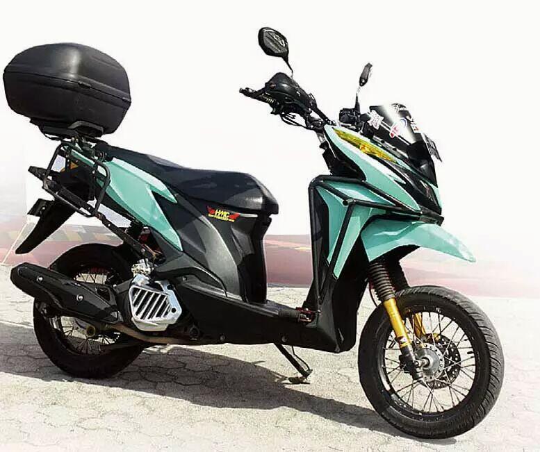 Honda Vario 125'14 Berubah Jadi Matic Yang Kekar Berjiwa Touring!!! Gak Kalah Abis Ya