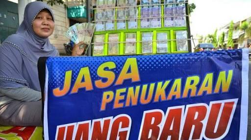 Maraknya Penukaran Uang Jelang Lebaran, Untuk Apa Sih?