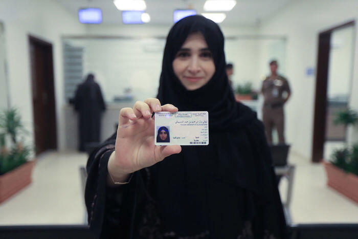 Kerajaan Arab Saudi mulai bagikan SIM untuk perempuan
