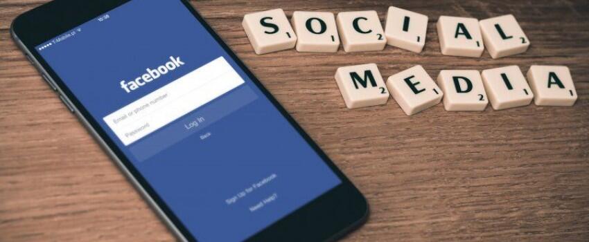 Facebook Izinkan 60 Perusahaan Raksasa untuk Akses Data Pengguna