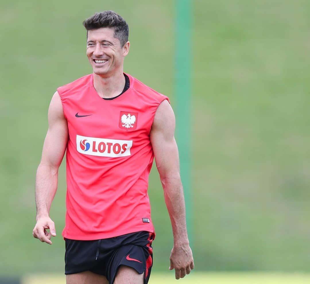 Lewandowski Diprediksi Bisa Cetak 5 Gol dalam 1 Pertandingan