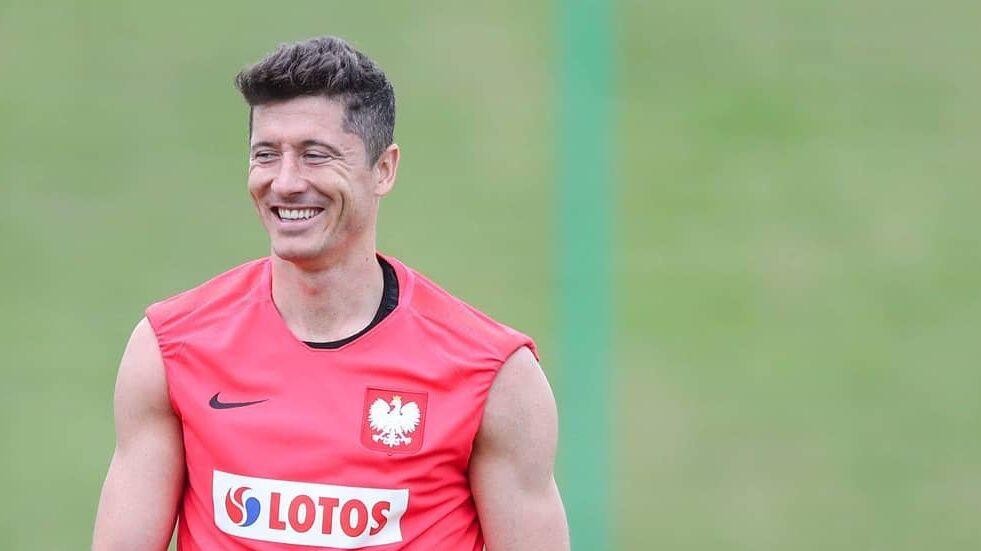 Lewandowski Diprediksi Bisa Cetak 5 Gol dalam 1 Pertandingan