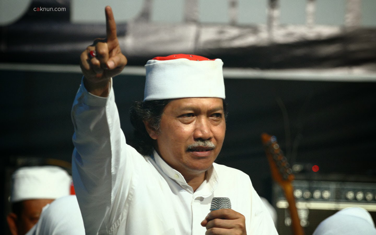 Pesan Kehidupan Yang Indah Dari Seorang Cak Nun