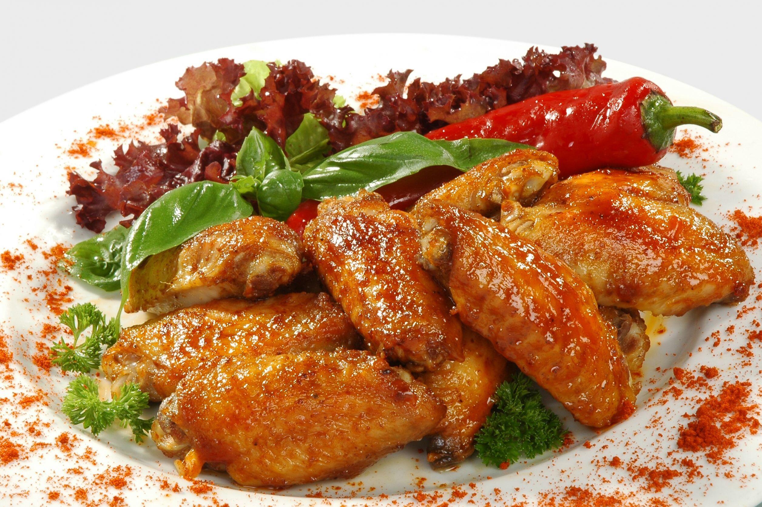 Enak Sih, tapi 10 Makanan Ini Jadi Pantangan Penderita Maag Saat Sahur