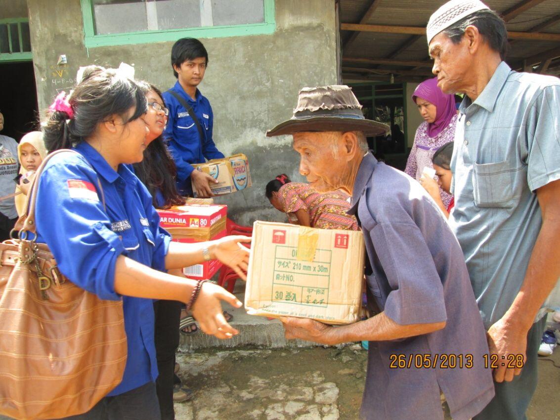 Tak Harus Uang, Sedekah Juga Bisa dengan 10 Cara Ini Lho!