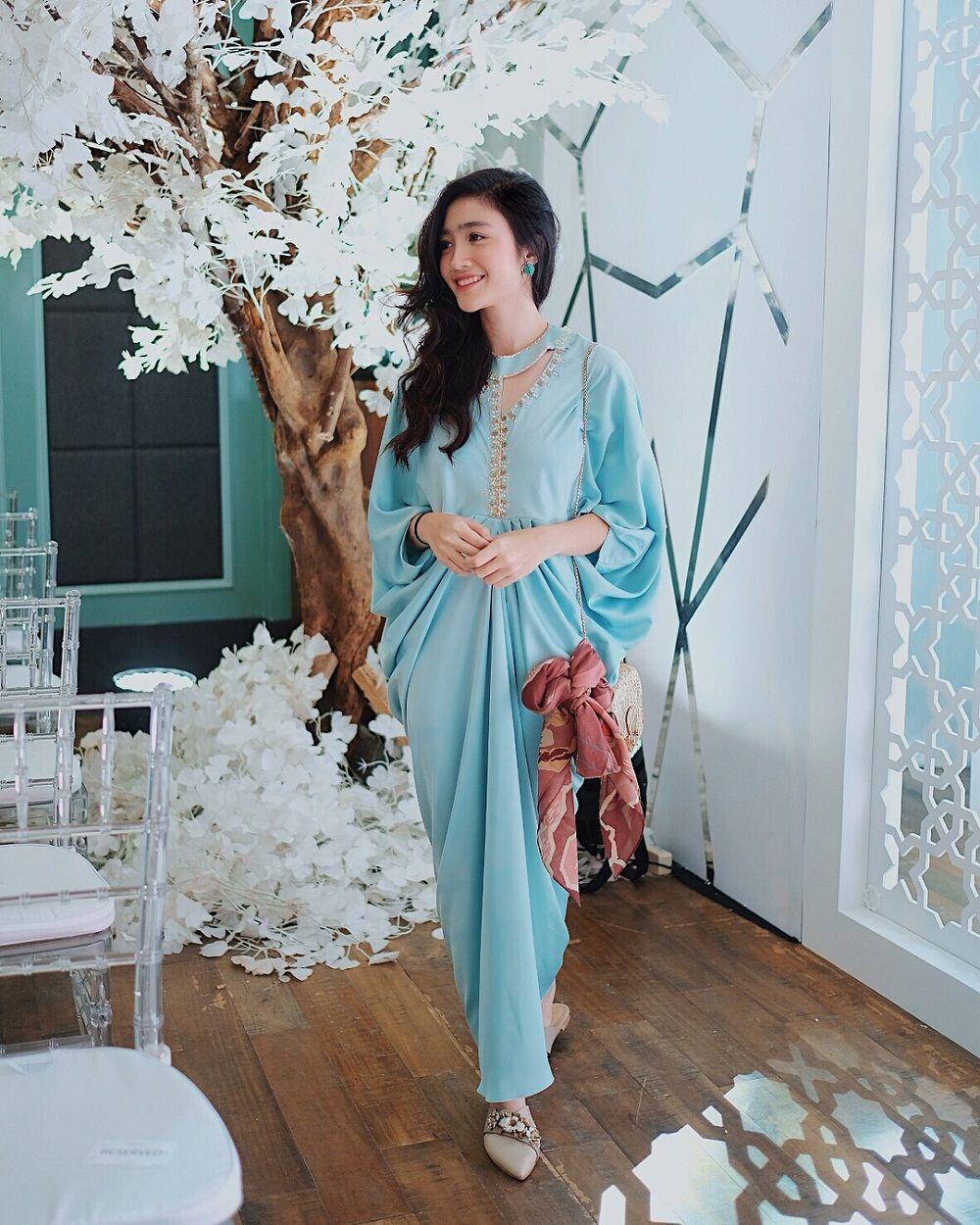 Tampil Manis dengan Kaftan ala Influencer di Hari Lebaran Nanti
