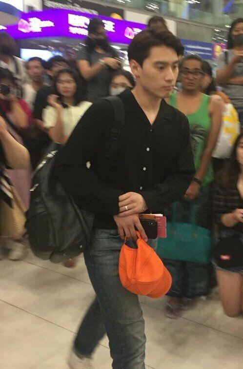 10 Potret Keren Manajer NCT yang Ngalahin Idola KPop