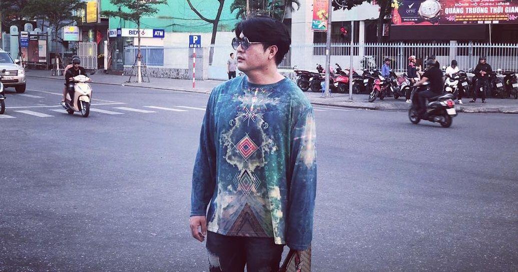 Punya Tubuh Berisi? 10 Style Buat Traveling ala Shindong Bisa Ditiru